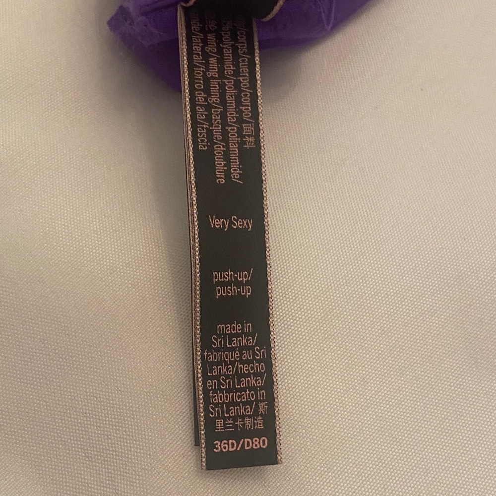 Victoria's Secret Vibrant Purple Lace Bra - Picture 7 of 7